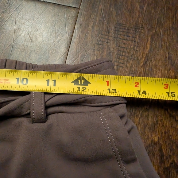 Nicole Miller Brown Cropped Pants - Picture 5 of 6